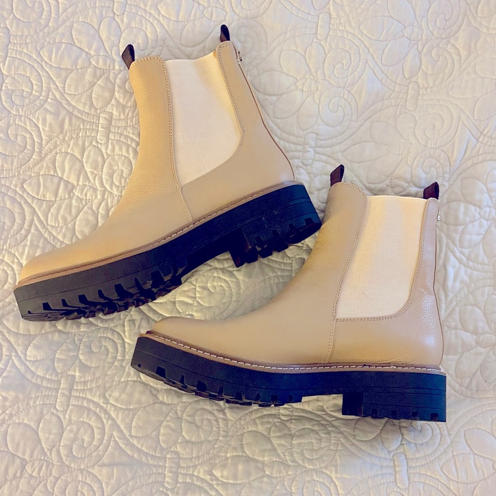 Sam Edelman - NEW Laguna Boot. SIZE 9. Excellent!